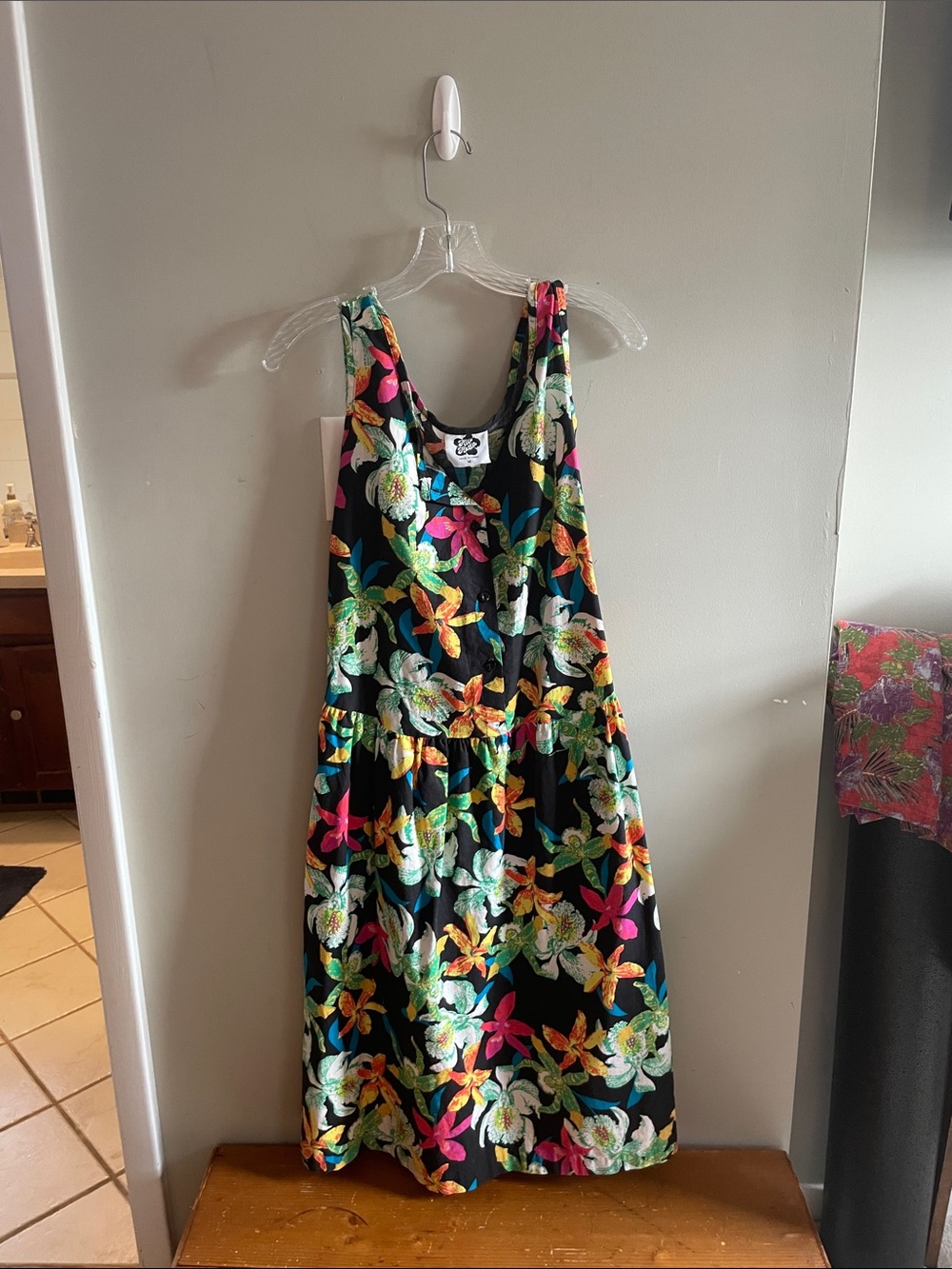 Hilo Hattie brightly colored dress